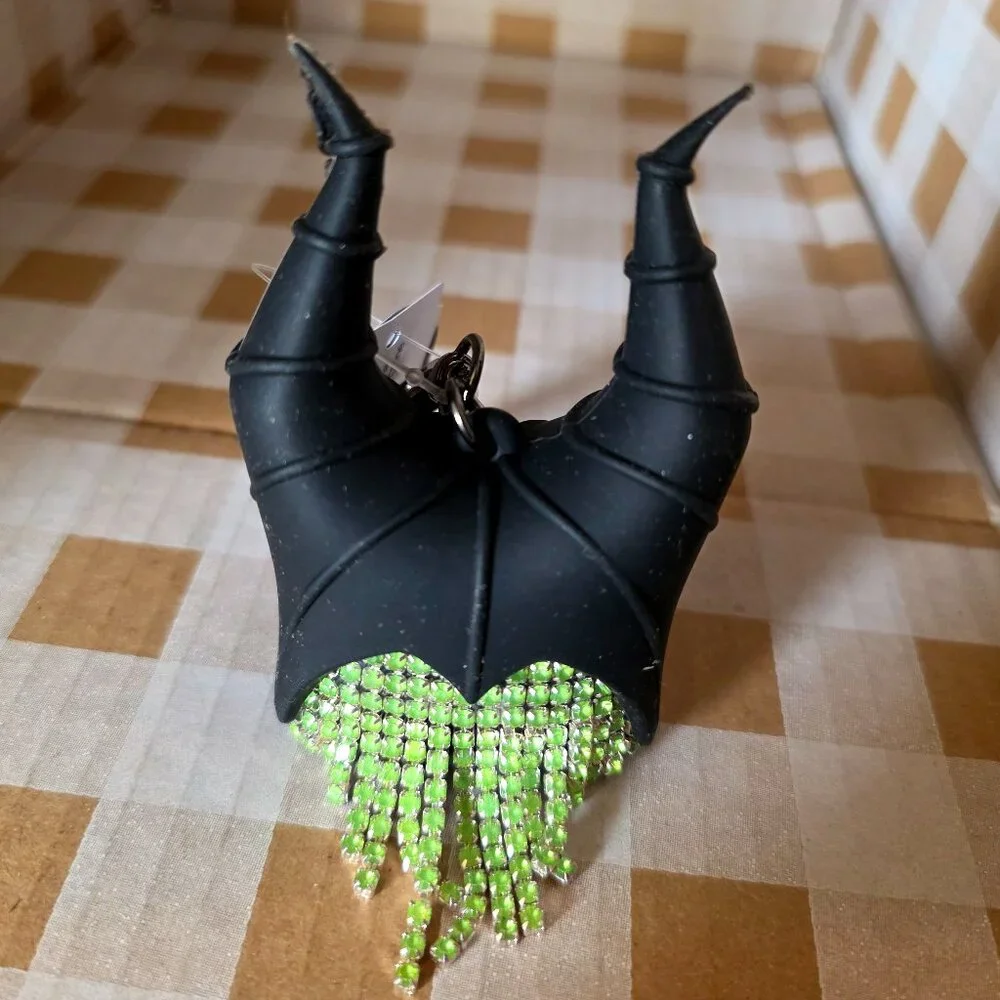 NWT Disney MALEFICENT Glow-in-the-Dark Gems PocketBac Clip Villains Collection